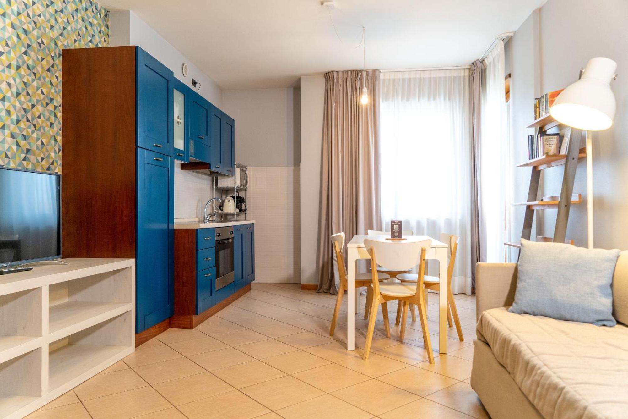 Hatelier Garda Home By Enjoy Garda Hotel Пескьера-дель-Гарда Экстерьер фото